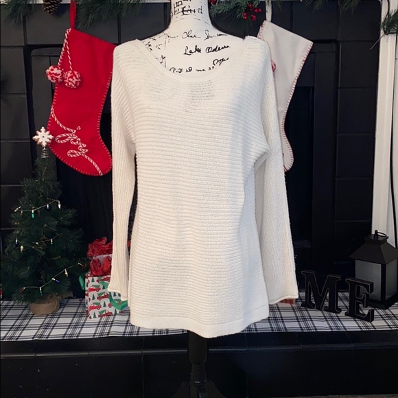Maurices Sweaters - Maurices Off White Sweater